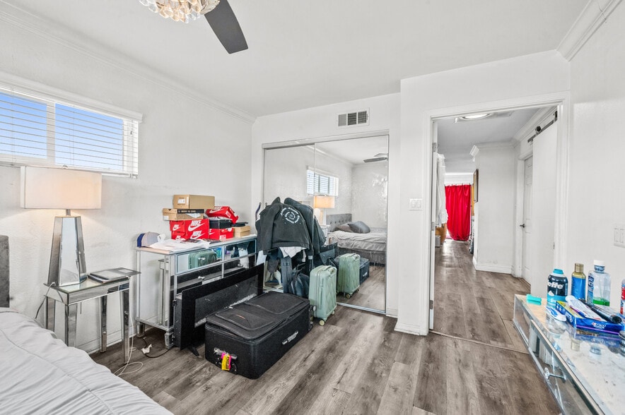 More Photos Of 2517 W Beverly Blvd, Montebello Storefront Retail Residential For Sale
