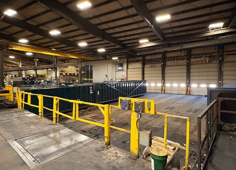 More Photos Of 3600 Tennis Ct, Saint Joseph Manufacturing For Sale