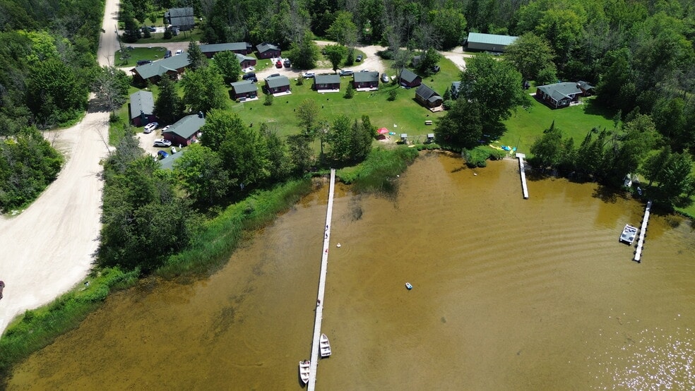 More Photos Of W17461 Norton Rd, Gould City Hotel For Sale