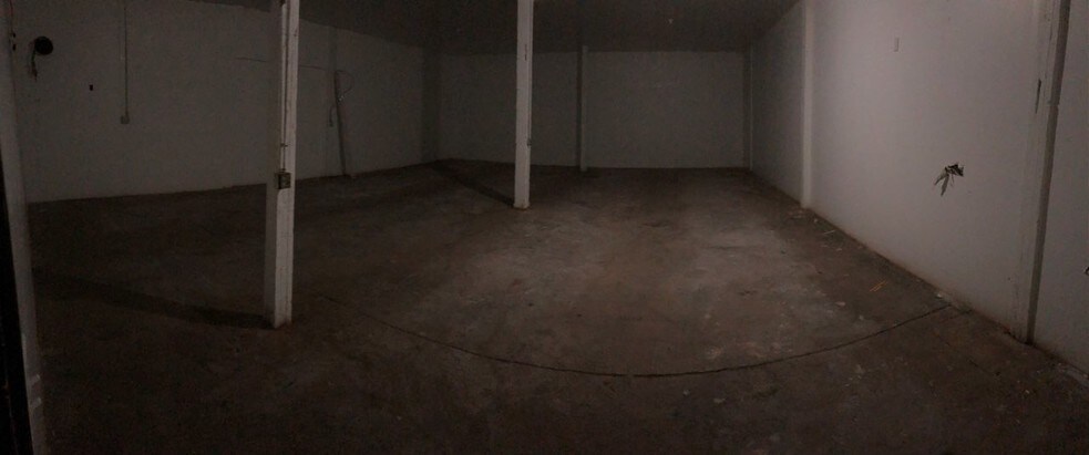 More Photos Of 9625 Rudicill St, Riverside Warehouse For Lease