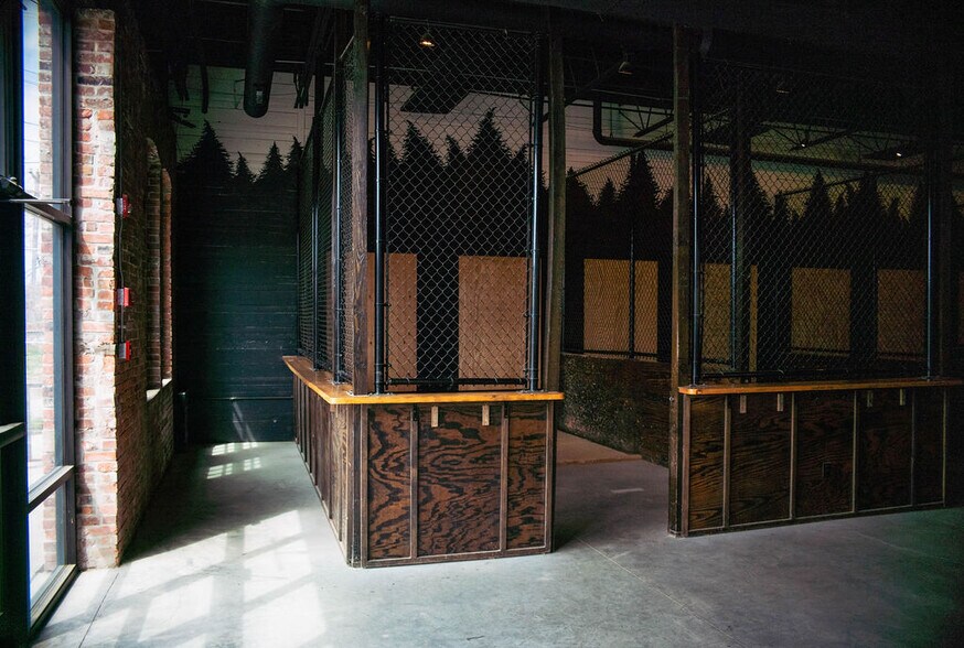 More Photos Of 68 Tonawanda St, Buffalo Apartments For Lease