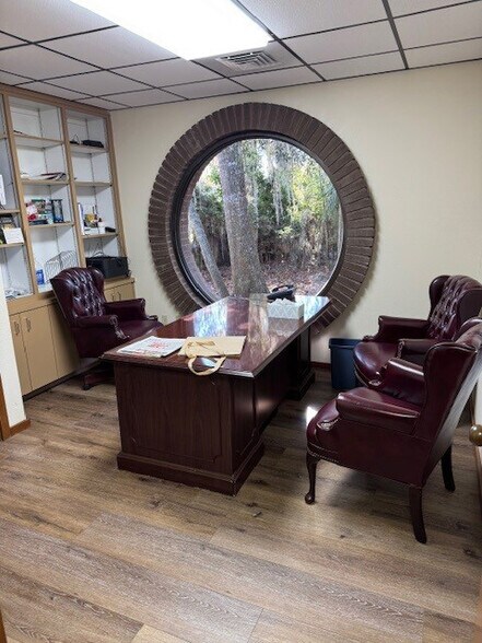 More Photos Of 1133 SE 18th Pl, Ocala Medical For Sale