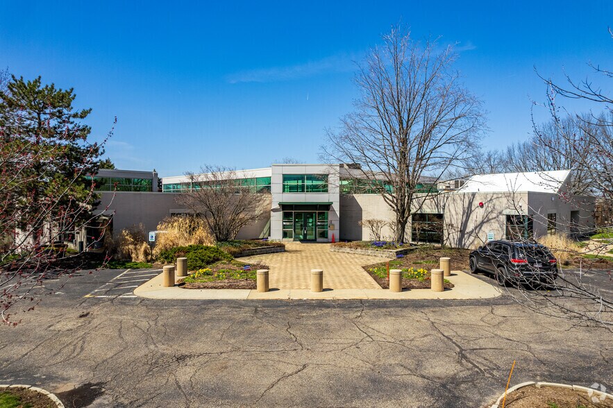 Primary Photo Of 450 Grant St, Akron Office For Sale