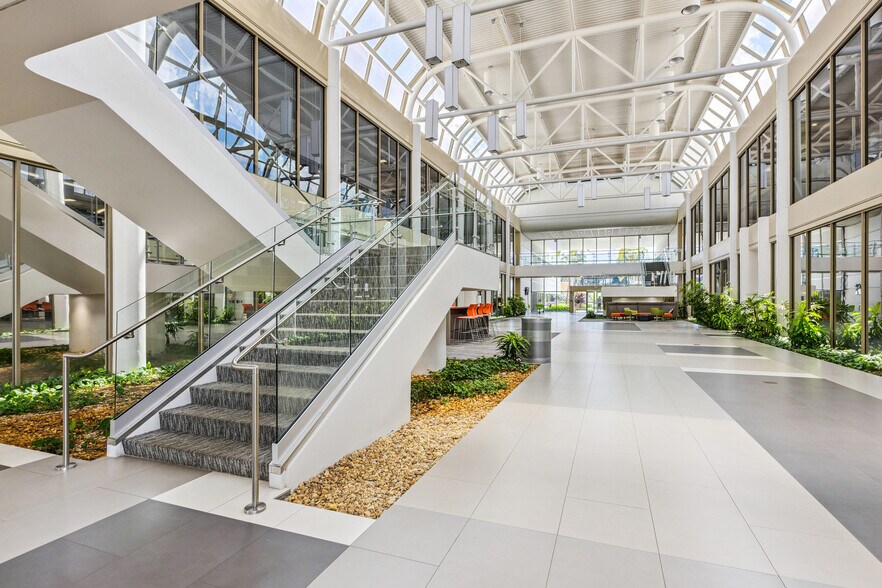 More Photos Of 901 Yamato Rd, Boca Raton Loft Creative Space For Lease