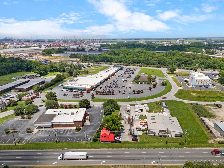 More Photos Of 4118 Augusta Rd, Savannah Freestanding For Sale