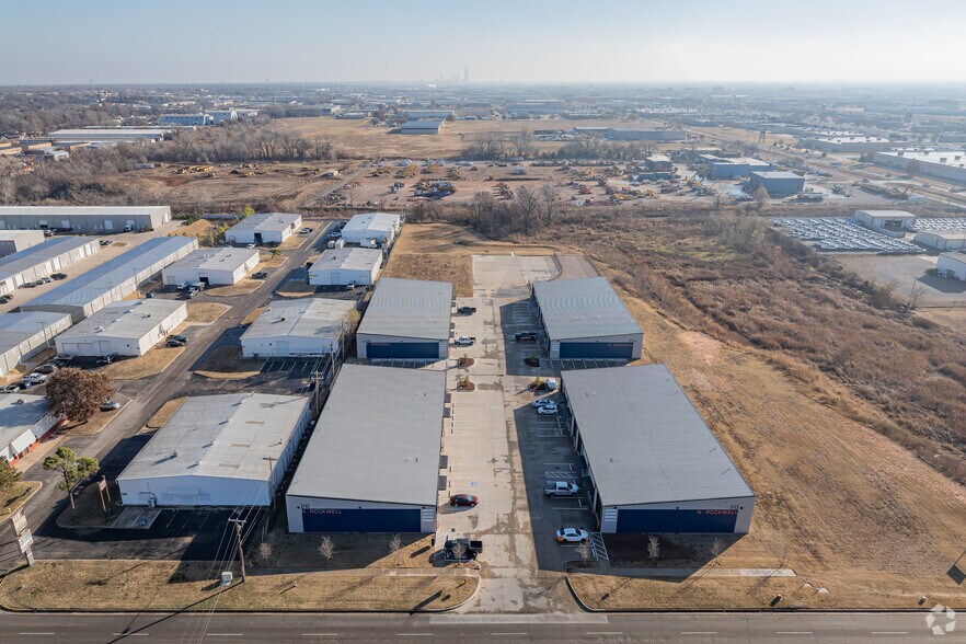 More Photos Of 20 N Rockwell Ave, Oklahoma City Unknown For Lease