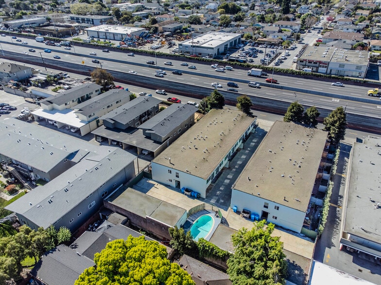 More Photos Of 106 N Bayshore Blvd, San Mateo Apartments For Sale