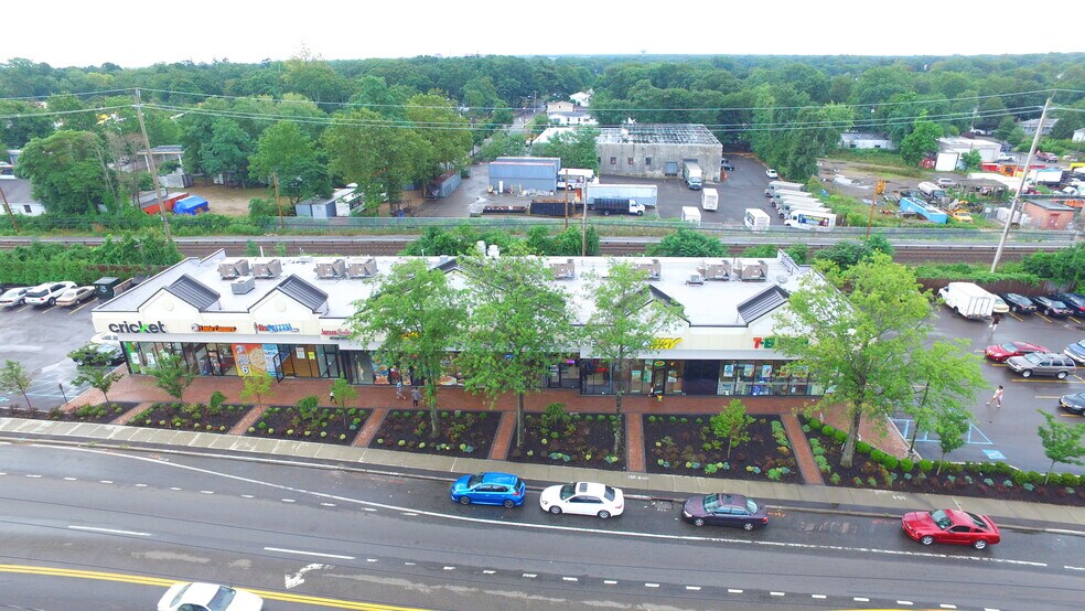 More Photos Of 70 W Suffolk Ave, Central Islip Storefront For Lease