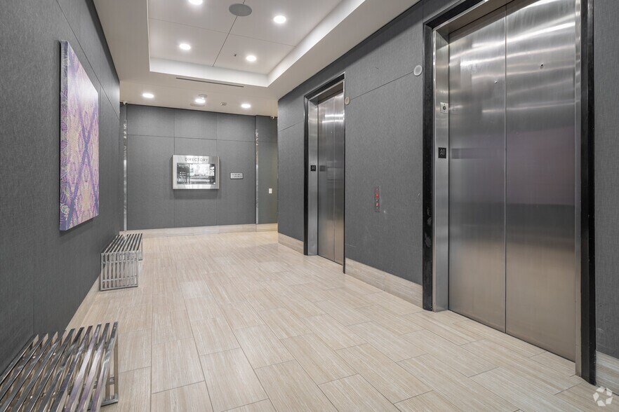 More Photos Of 4800 Sugar Grove Blvd, Stafford Office For Lease