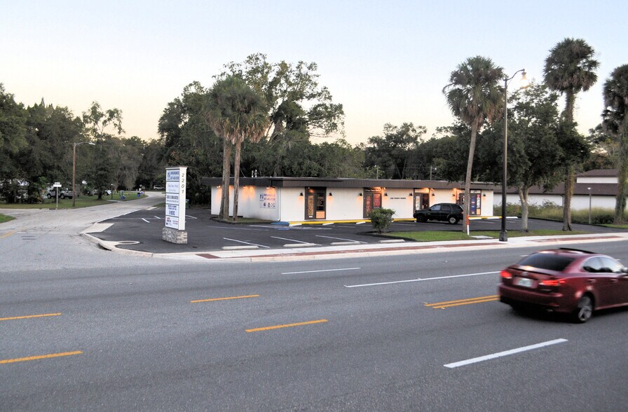 More Photos Of 2201 S French Ave, Sanford Storefront Retail Office For Lease