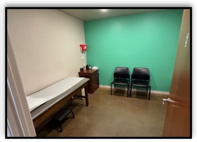 More Photos Of 200 Sydney Blvd, Thorndale Office For Lease