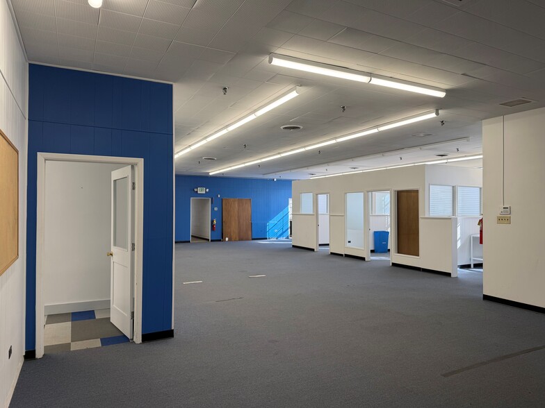 More Photos Of 6035 E 38th Ave, Denver Warehouse For Lease