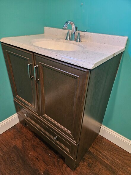 More Photos Of 164 Commack Rd, Commack Medical For Sale