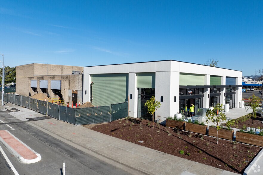 More Photos Of 1300-1380 Fairmont Dr, San Leandro Unknown For Lease