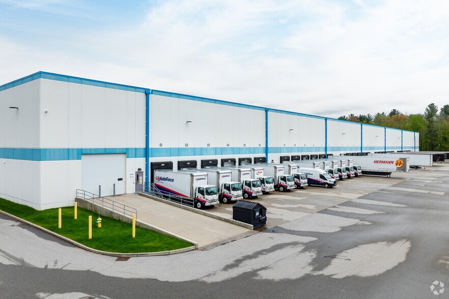 More Photos Of 150 Hayes Memorial Dr, Northborough Distribution For Lease