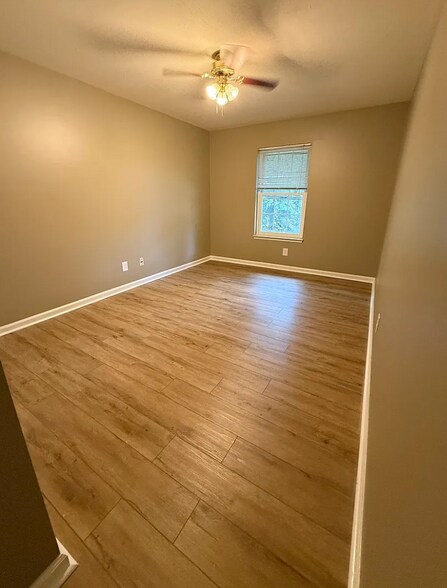 More Photos Of 610-620 Breckenridge Ln, Louisville Apartments For Sale