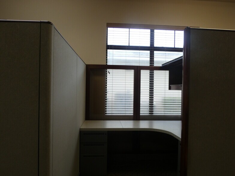 More Photos Of 6525 Preston Rd, Plano Office For Lease