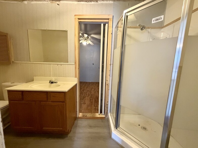 More Photos Of 322 Historic 66 E, Waynesville Office For Sale