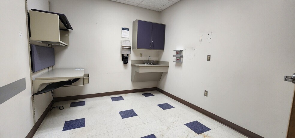 More Photos Of 10 Trieble Dr, Tunkhannock Medical For Sale