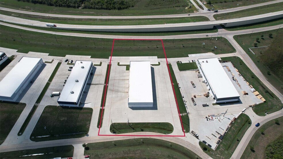 More Photos Of 12630 Upland Way, Baytown Unknown For Lease