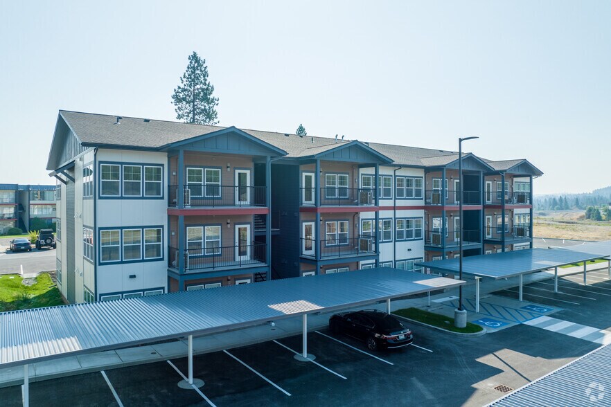 More Photos Of 1620 N River Ridge Blvd, Spokane Apartments For Sale