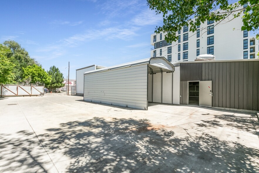 More Photos Of 49 W Burton Ave, Salt Lake City Warehouse For Lease