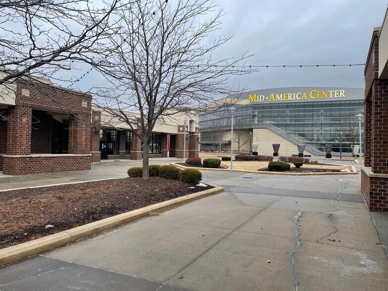 More Photos Of 20-40 Arena Center, Council Bluffs Unknown For Lease