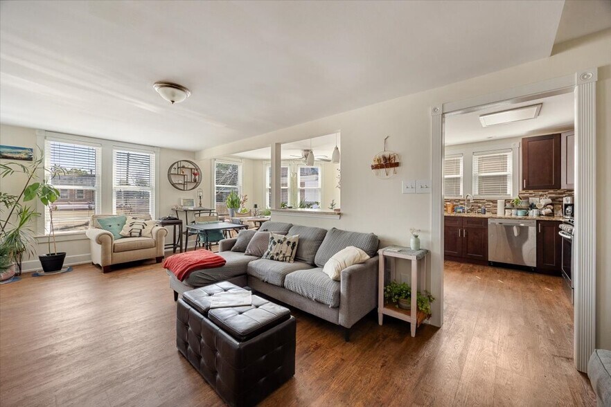 More Photos Of 806 Haddon Ave, Collingswood Storefront Retail Residential For Sale