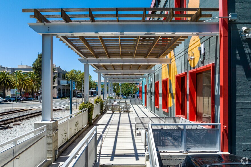 More Photos Of 100 Webster St, Oakland Office For Lease