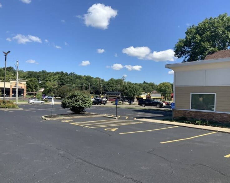 More Photos Of 851 Loveland-Madeira Rd, Loveland Fast Food For Lease