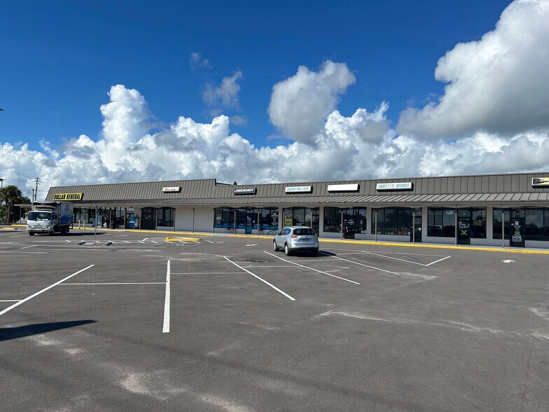 More Photos Of 4500 NE Dixie Hwy, Palm Bay Unknown For Lease