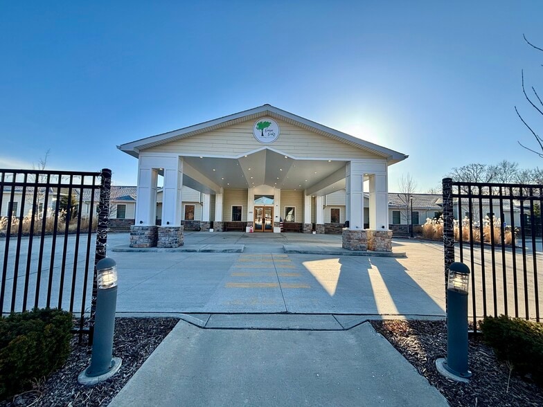 More Photos Of 3451 Clarkston Rd, Lake Orion Assisted Living For Sale