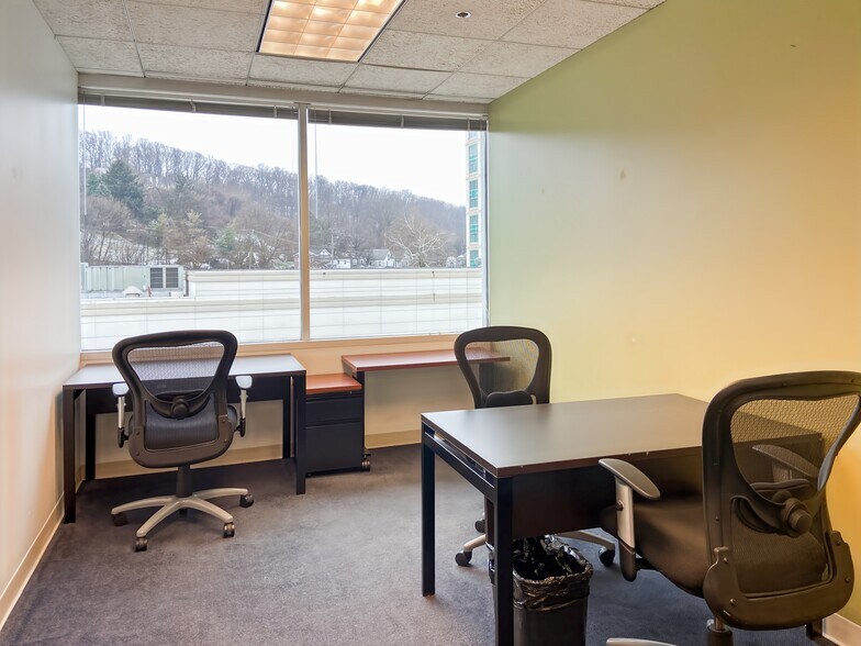 More Photos Of 200 Barr Harbor Dr, Conshohocken Coworking Space