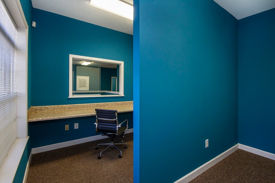 More Photos Of 4409 Central Ave Pike, Knoxville Office For Sale