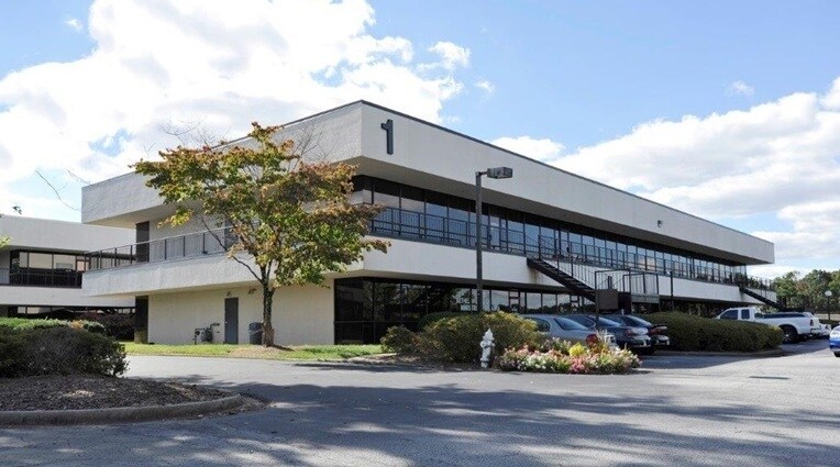 More Photos Of 7094 Peachtree Industrial Blvd, Peachtree Corners Office For Sale