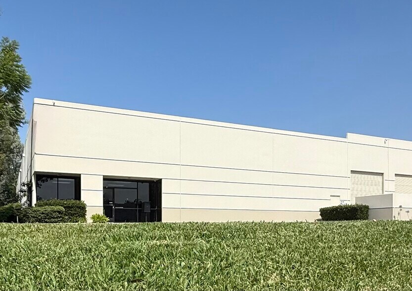 Primary Photo Of 5313 2nd St, Irwindale Warehouse For Lease