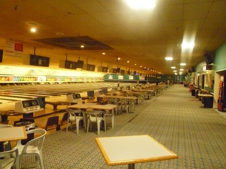 More Photos Of 2922 Route 9W, New Windsor Township Health Club For Sale