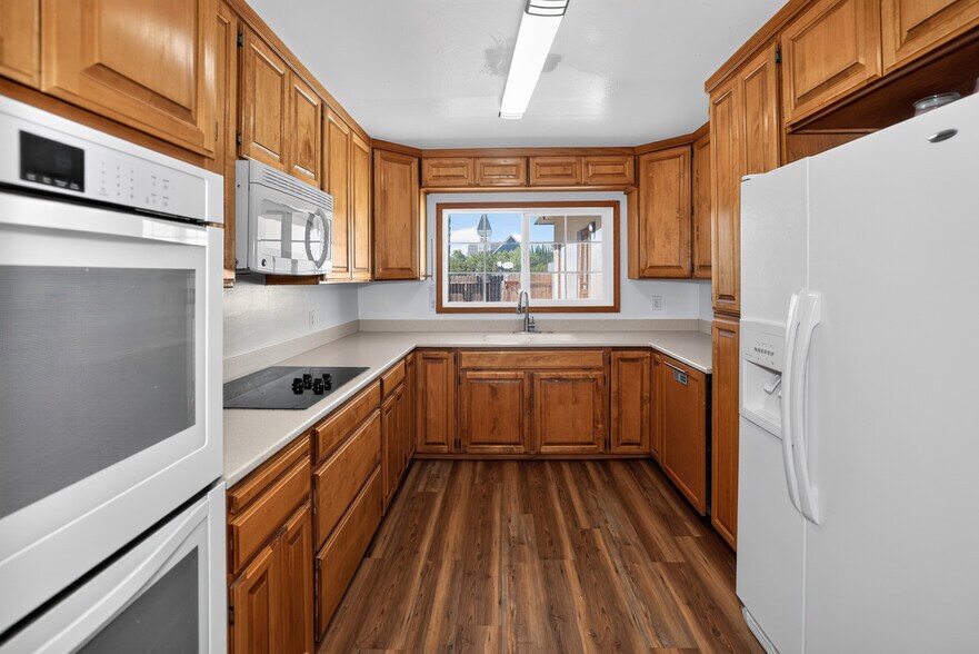 More Photos Of 29120 Main st, Dunnigan Apartments For Sale