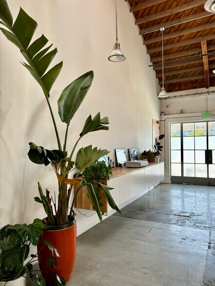 More Photos Of 8500 Steller Dr, Culver City Loft Creative Space For Lease