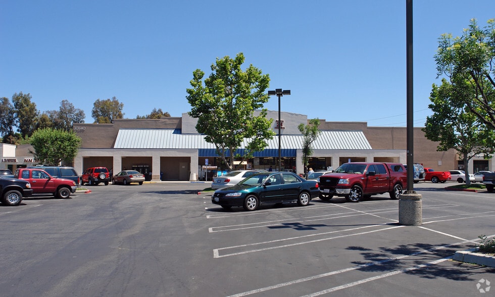 More Photos Of 30250-30690 Rancho California Rd, Temecula Unknown For Lease
