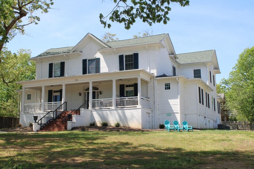 Primary Photo Of 113 Appomattox St, Farmville Apartments For Sale