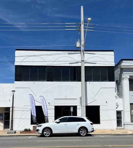 More Photos Of 132 W International Speedway Blvd, Daytona Beach Office For Lease