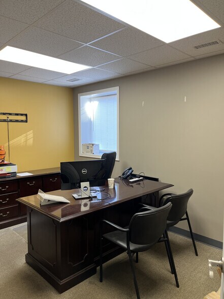 More Photos Of 791 York Rd, Gettysburg General Retail For Sale