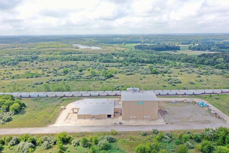 More Photos Of 1439 Cutler Trico Road, Cutler Industrial For Lease