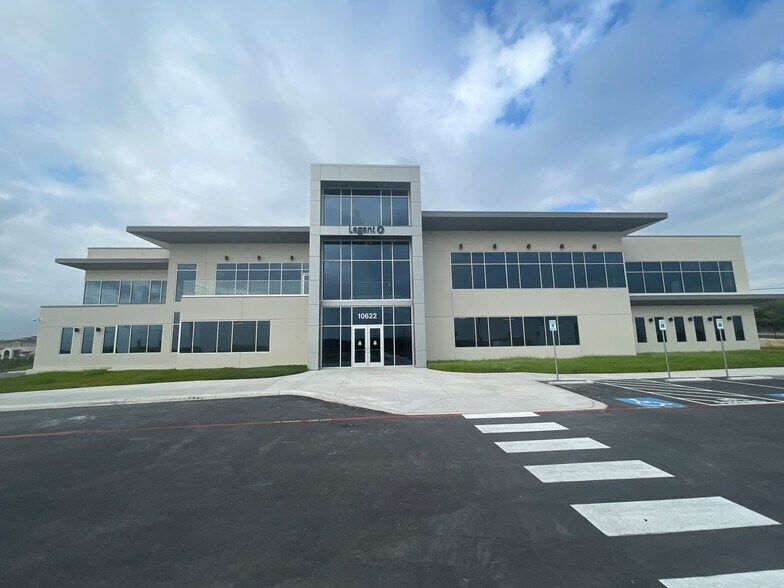 More Photos Of 10622 State Highway 151 Frontage Road, San Antonio Medical For Lease