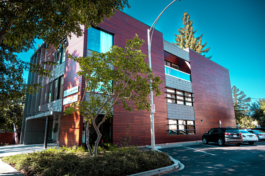 Primary Photo Of 335 Bryant St, Palo Alto Office For Lease