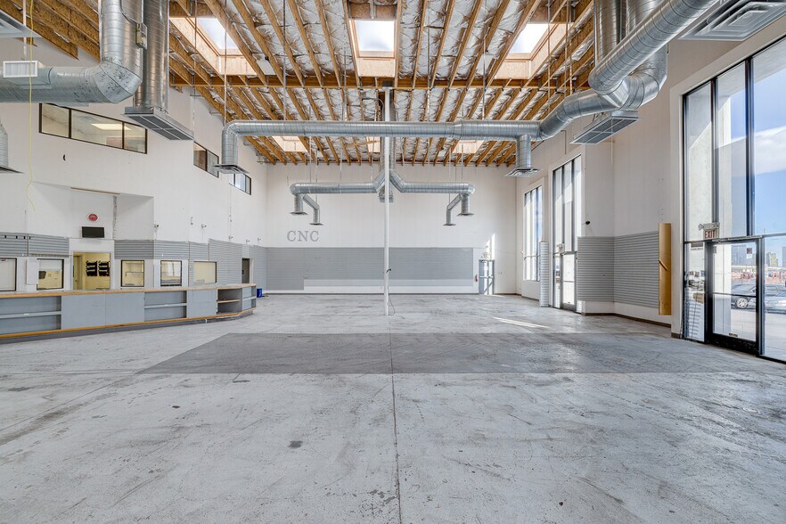 More Photos Of 5461 Arville St, Las Vegas Warehouse For Lease