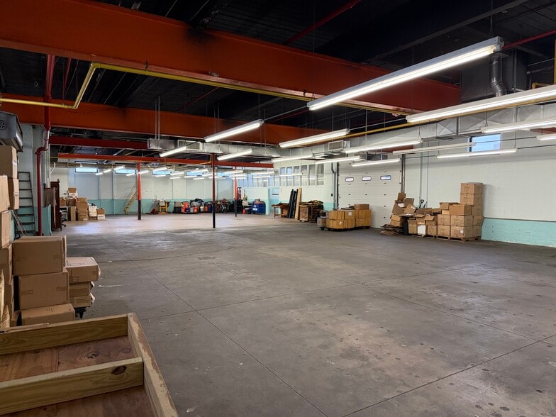 More Photos Of 35 Baker St, Providence Manufacturing For Sale