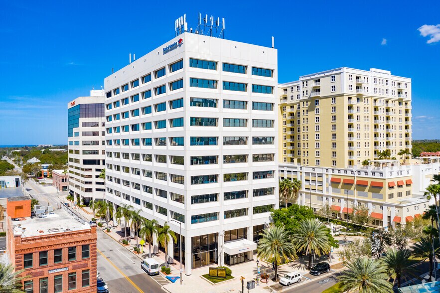 More Photos Of 600 Cleveland St, Clearwater Office For Lease