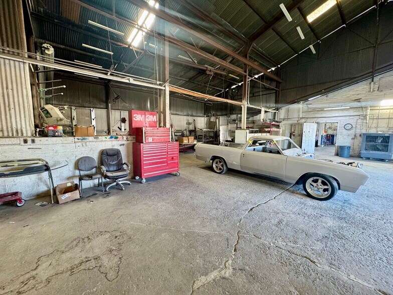 More Photos Of 1211 E Yosemite Ave, Madera Auto Repair For Sale